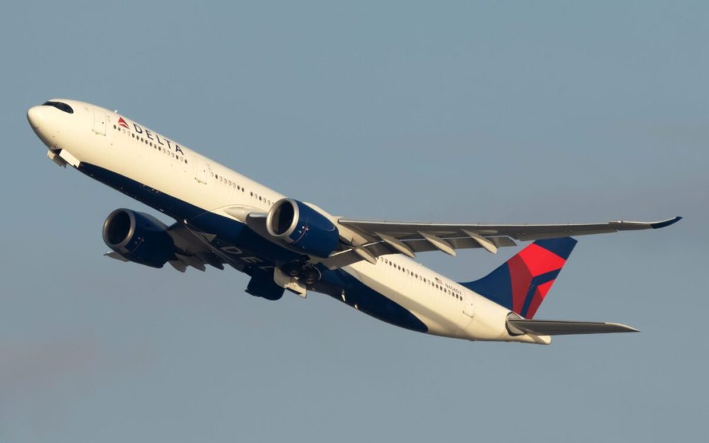 达美航空与飞行员谈判陷入僵局,准点率优势受挑战